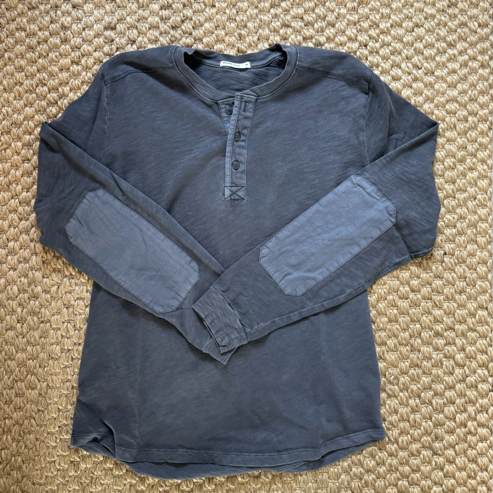 Marine Layer Men’s Slub Long Sleeve Henley with Elbow Patch Gray Size M